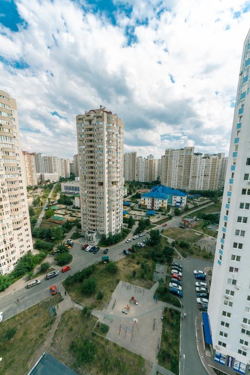 Apartment on Urlovskaya 23a Kiev Dış mekan fotoğraf